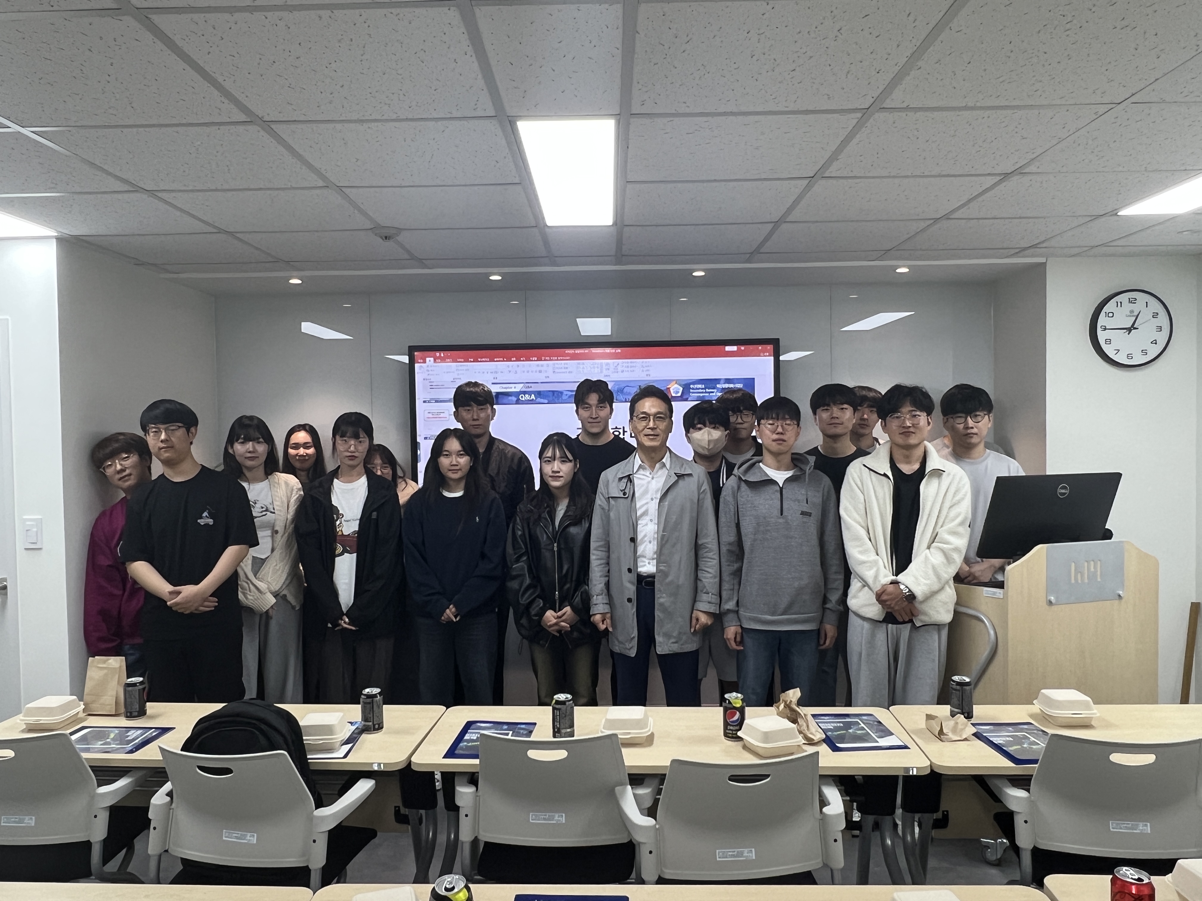 2023-2학기 조채용 교수님 Small Talk